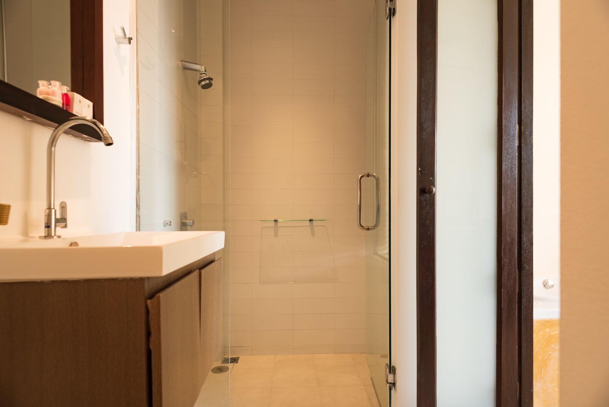 Mandalai Hotel Chaloklum Εξωτερικό φωτογραφία