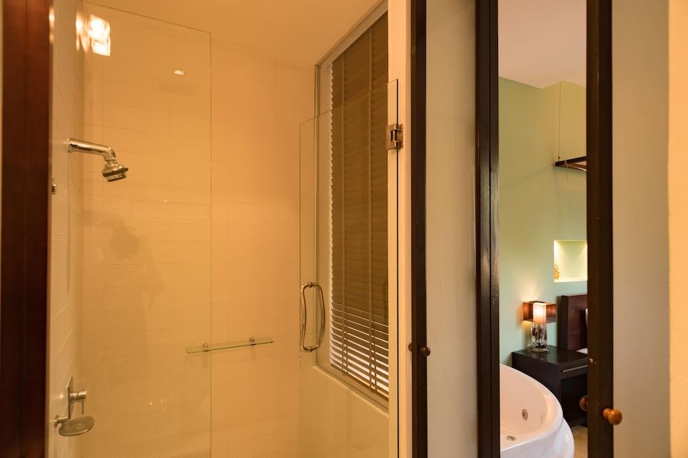 Mandalai Hotel Chaloklum Εξωτερικό φωτογραφία